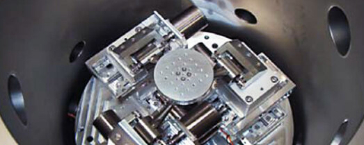 Cryo Sample Positioning with SpaceFAB Cryo Sample Positioning with SpaceFAB